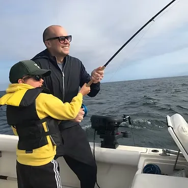 4 Hour Nanaimo Fishing Charter Private Tour | VI-FT-011